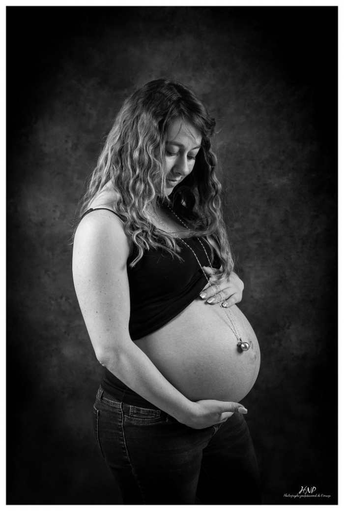 Pourquoi chaque future maman mérite une séance photo de grossesse