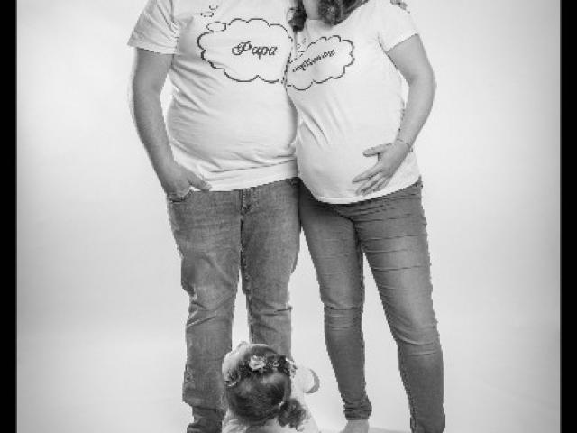 Immortaliser les instants grossesses en solo ou en famille pour l'éternité 